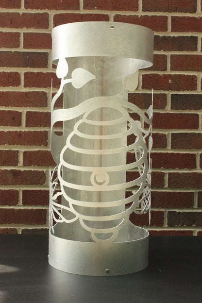 Beehive Planter Stand – Metal Flower Pot Holder for Garden Décor