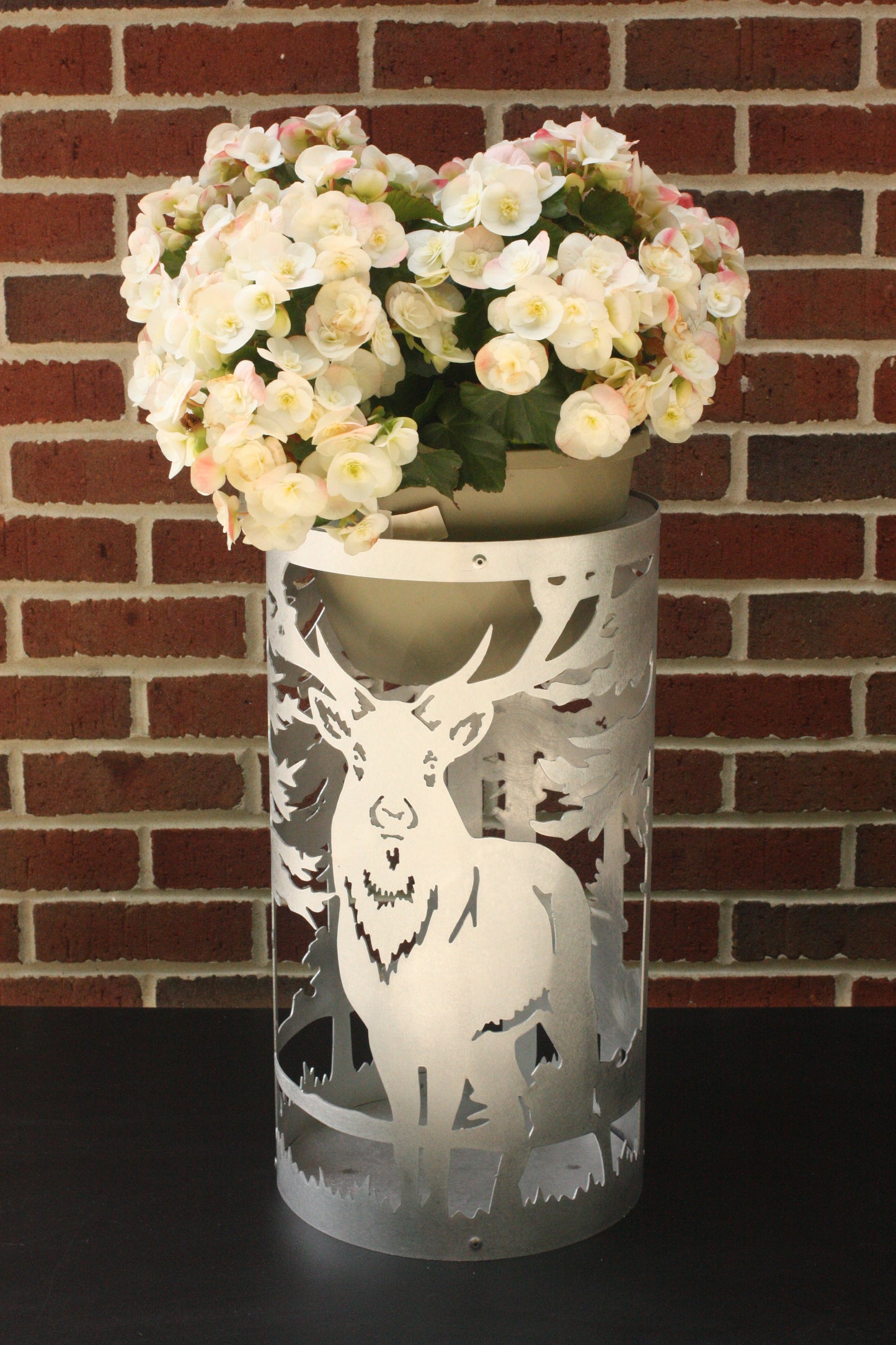 Metal Elk Reindeer Planter Holder – Flower Skirt Wildlife Decor
